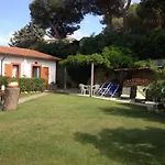 Lägenhet Gemuetliches In Mit Grill Und Terrasse By Interhome