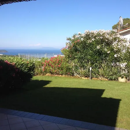 Gemuetliches In Mit Grill Und Terrasse By Interhome Apartman Capoliveri